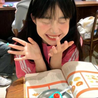 我重生为蛇，开局被泡在药罐子